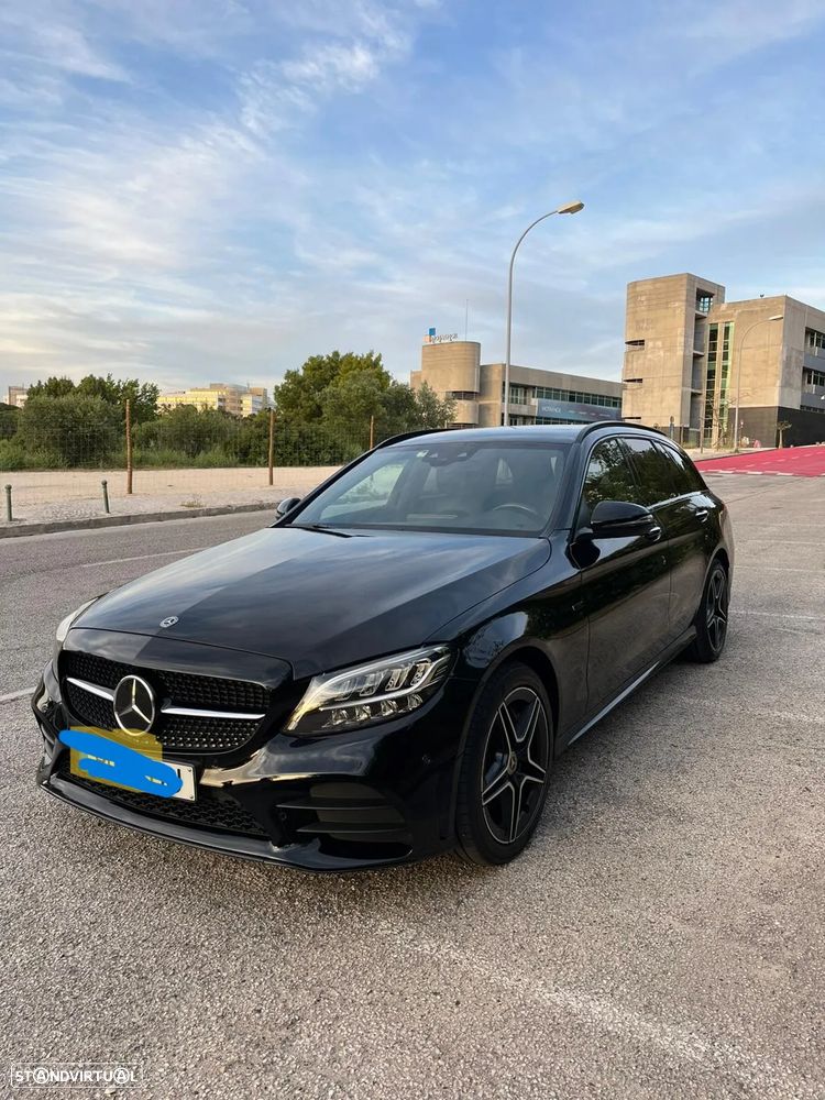 Mercedes-Benz C 300 de AMG Line - 2