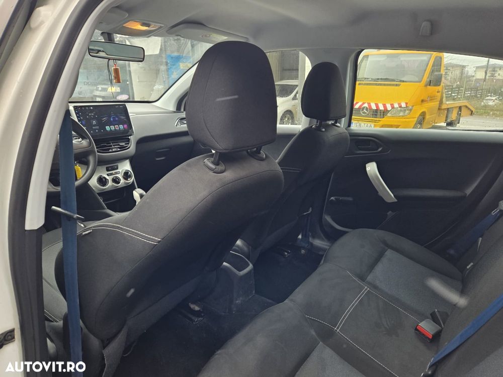 Peugeot 208 PureTech 68 Like - 6