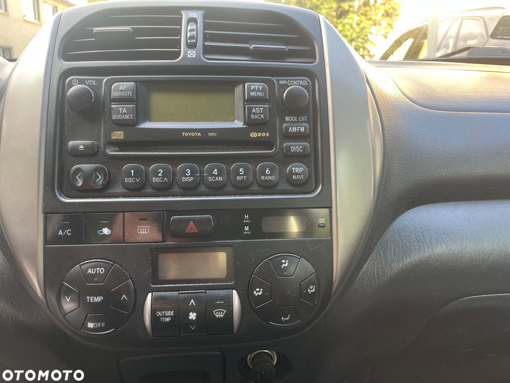 Toyota RAV4 2.0 VVT-i 4x4 - 5
