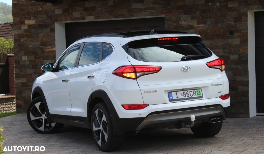 Hyundai Tucson 2.0 CRDI 4WD Automatik Premium - 10