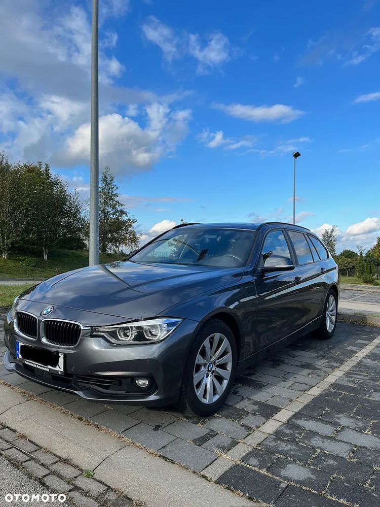 BMW Seria 3 330i Touring xDrive Advantage - 1