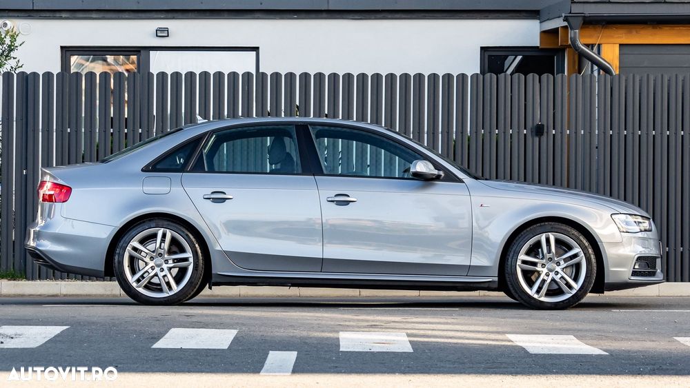 Audi A4 2.0 TDI DPF multitronic S line Sportpaket - 11