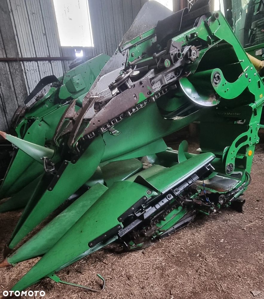 John Deere C606 - 2