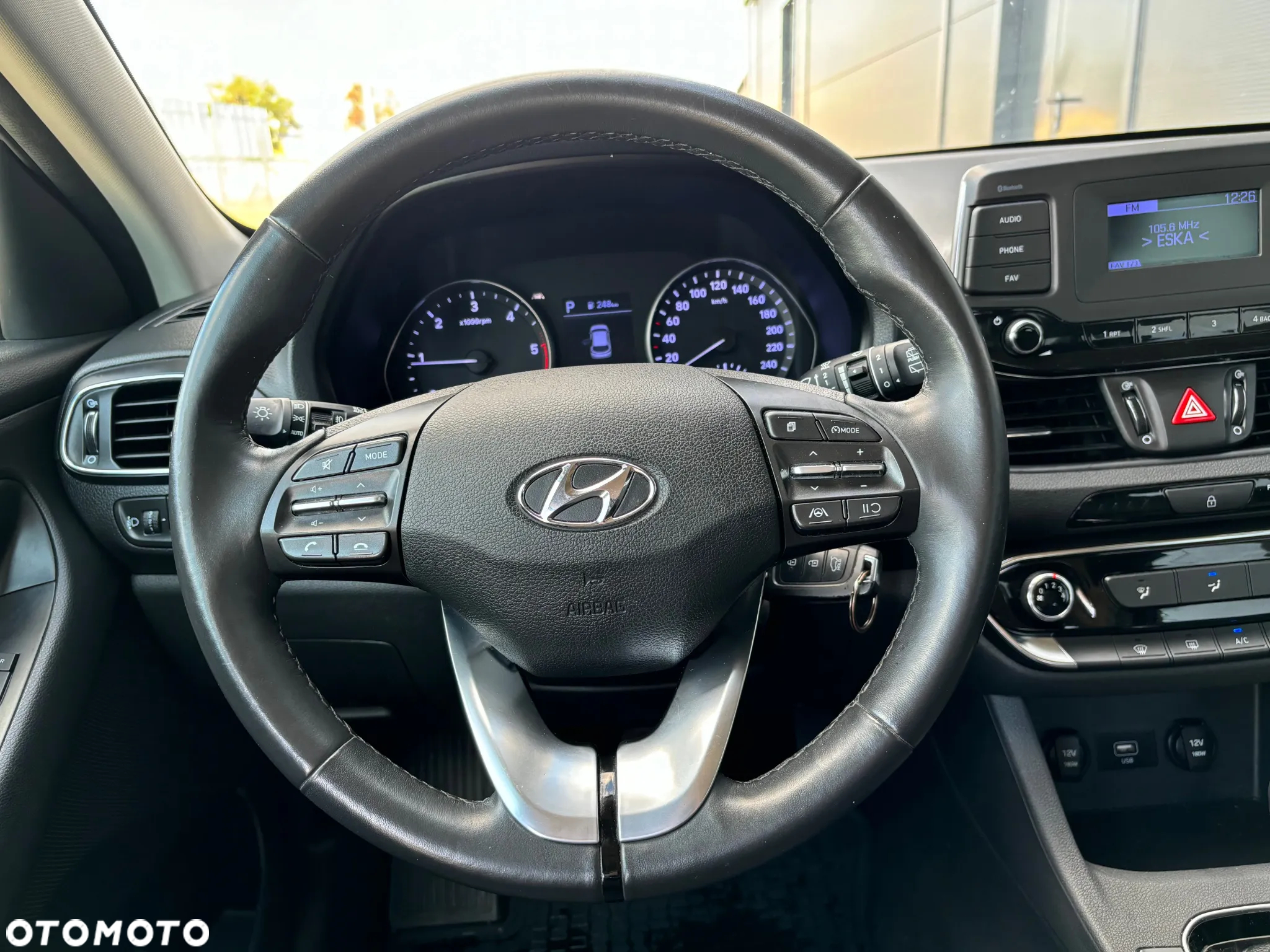 Hyundai i30 1.6 D Classic + DCT - 14