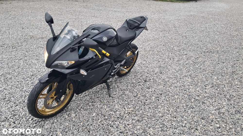 Yamaha YZR - 2