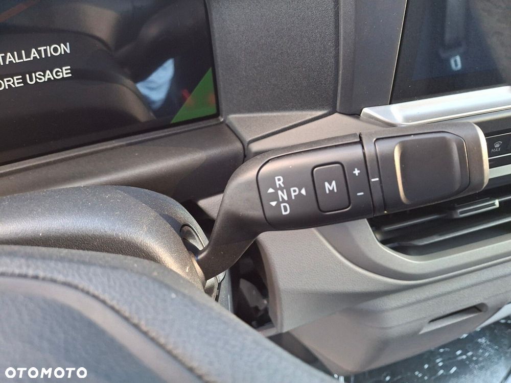 Volkswagen Transporter Furgon 2.0 TDI 150 KM automat - 32