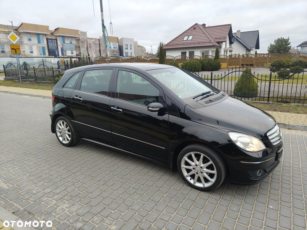 Mercedes-Benz Klasa B 150 Autotronic Grand Edition - 11