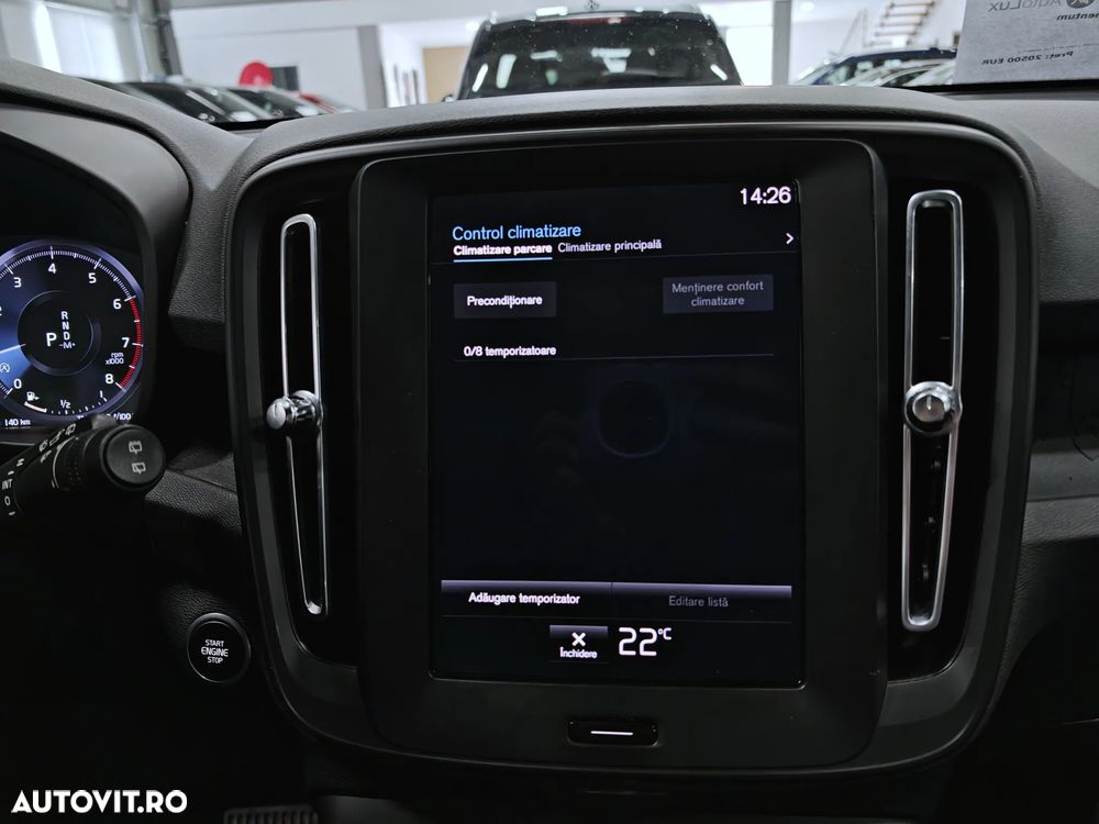 Volvo XC 40 T2 AT8 Momentum - 18