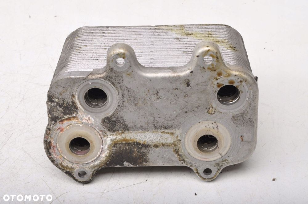 PORSCHE 911 996 3.4 Carrera 301KM CHŁODNICA OLEJU 99610702557 - 4