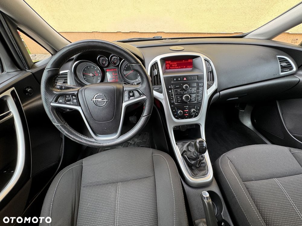 Opel Astra 1.4 T Cosmo - 2
