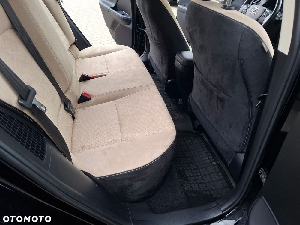 Lexus CT 200h Elite EU6 - 26