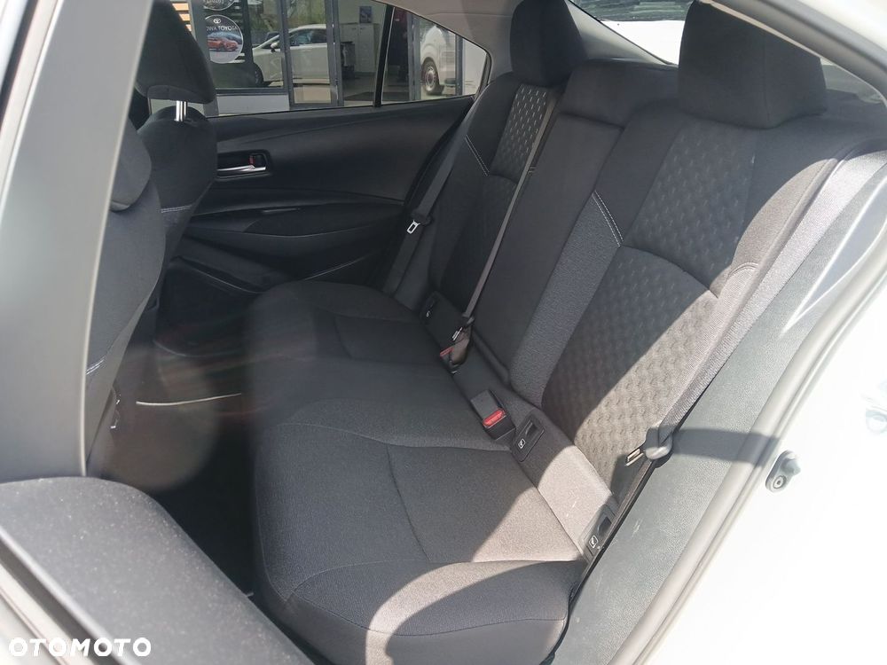 Toyota Corolla 1.8 Hybrid Style - 40