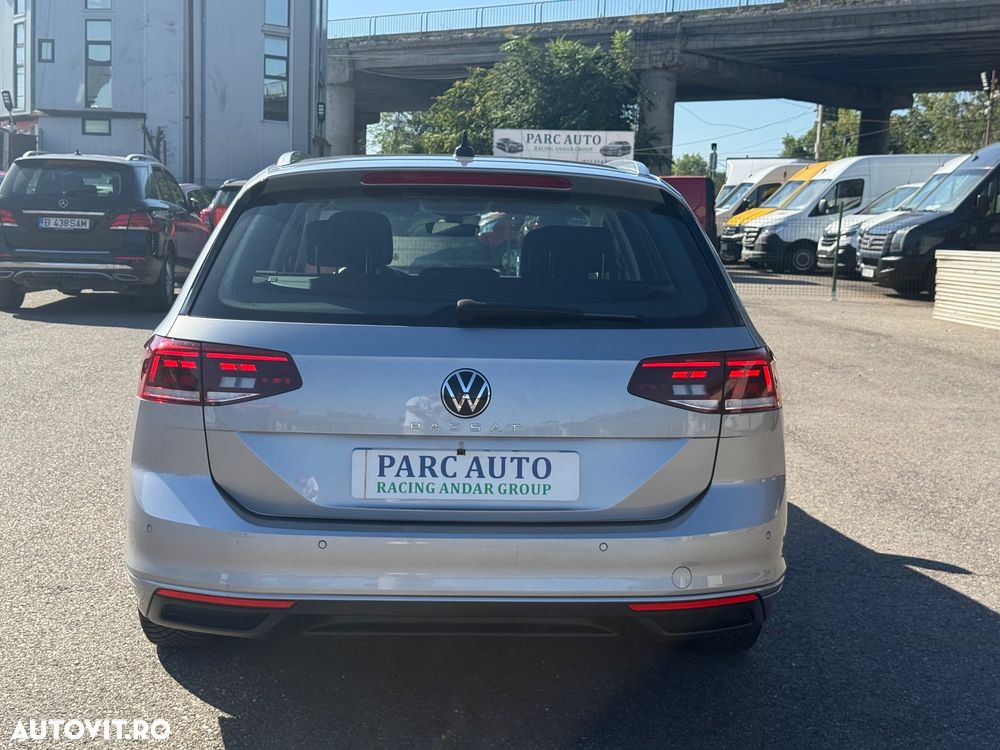 Volkswagen Passat 2.0 TDI DSG (BlueMotion Technology) Comfortline - 13