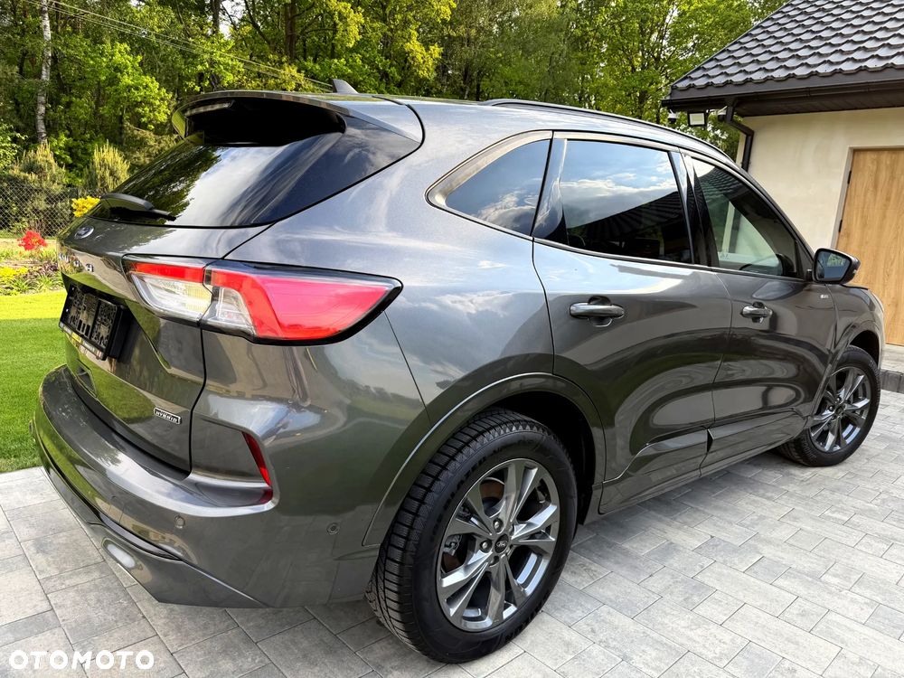 Ford Kuga 2.5 Duratec PHEV ST-LINE X - 16