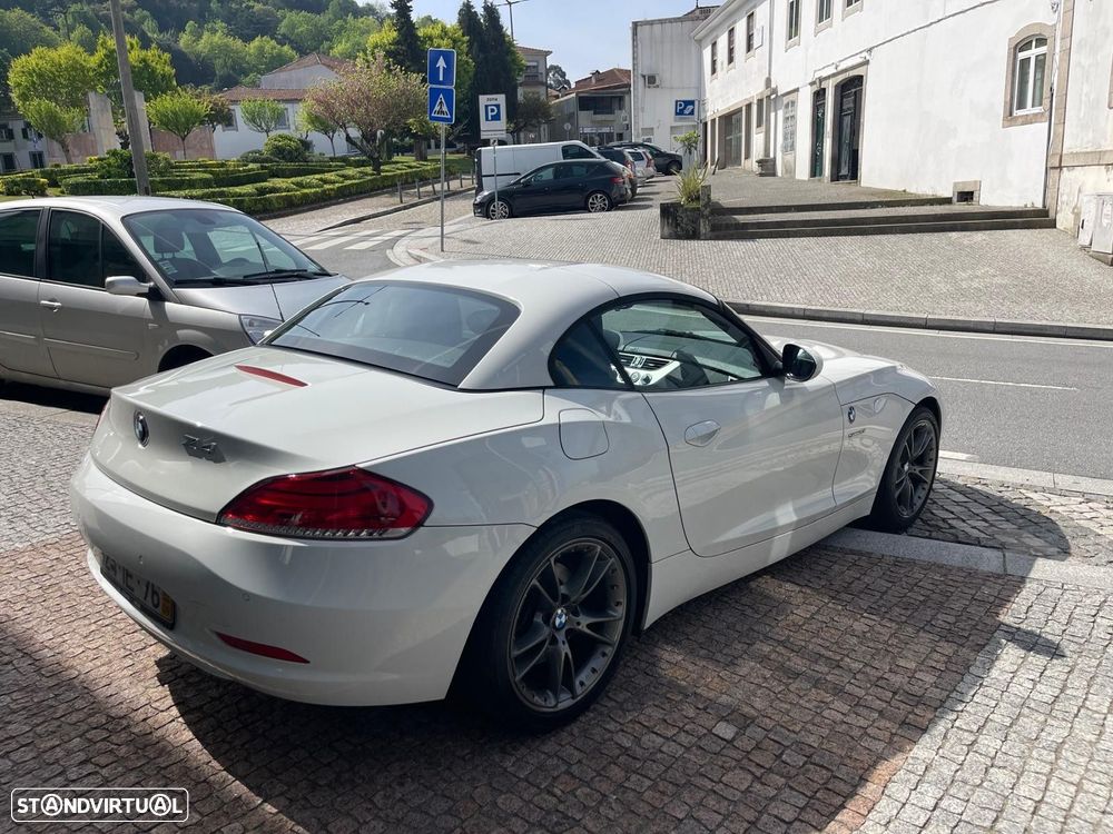 BMW Z4 23 i - 24