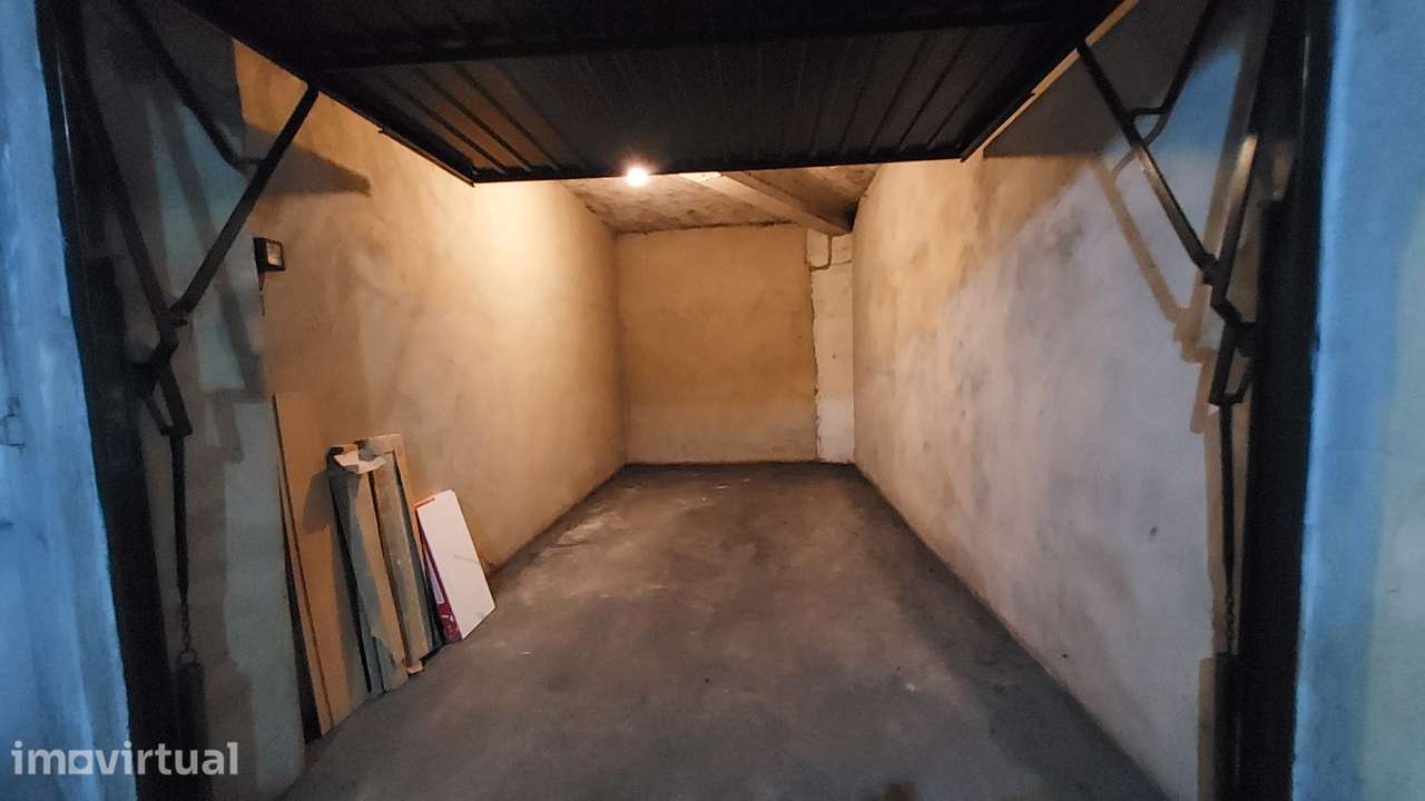 Garagem privada  - Centro de Ourém - Grande imagem: 2/8