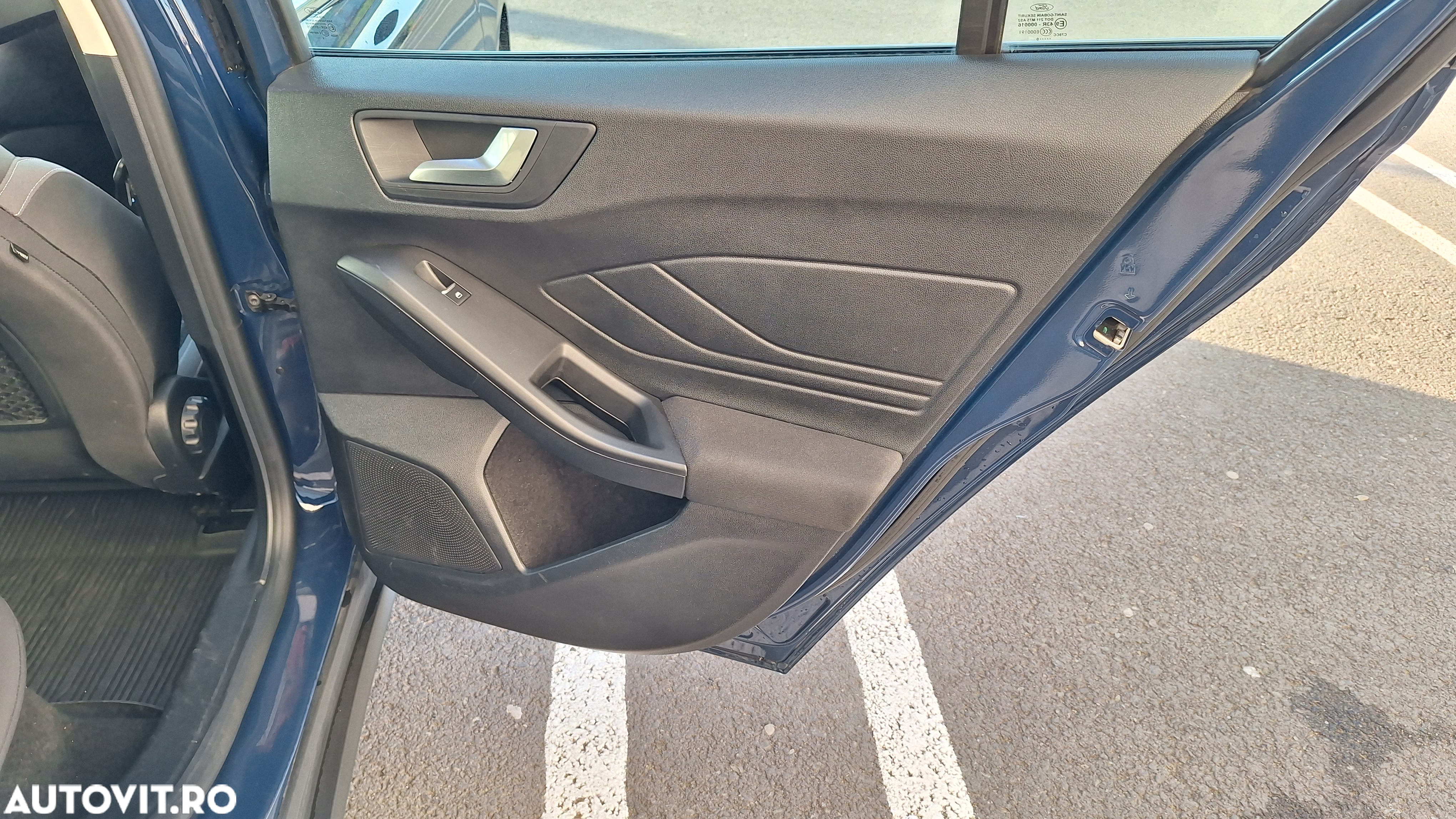 Ford Focus 1.0 EcoBoost Connected - 18