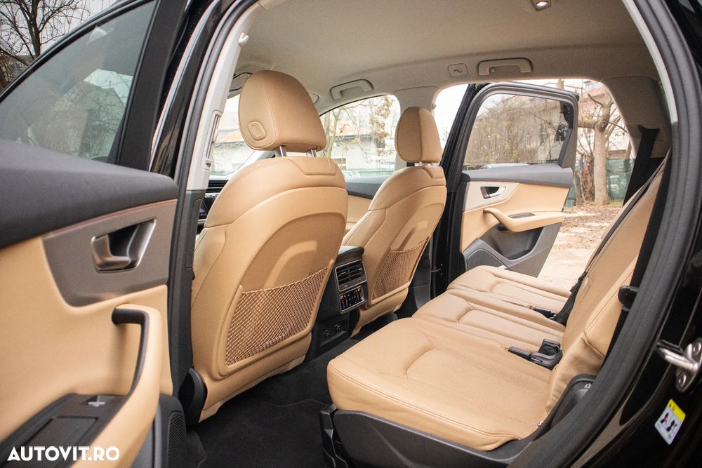 Audi Q7 3.0 55 TFSIe quattro Tiptronic S Line - 13