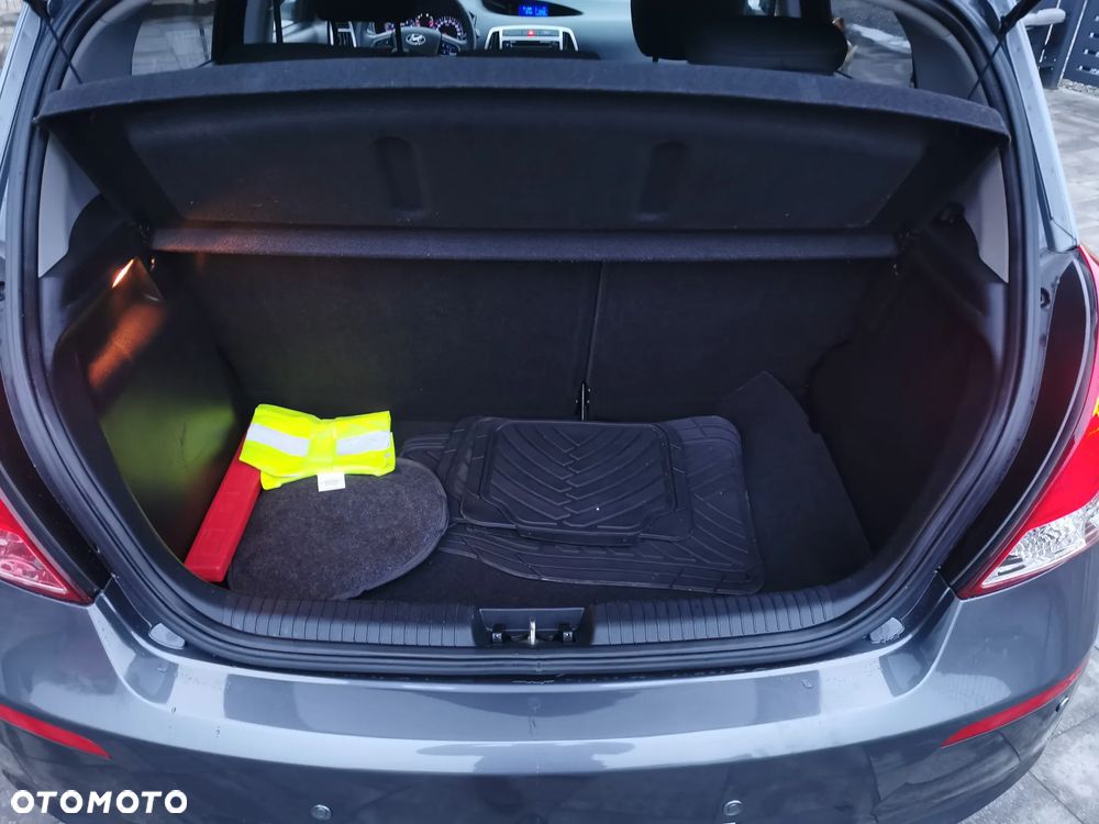 Hyundai i20 1.4 Automatik Comfort - 6