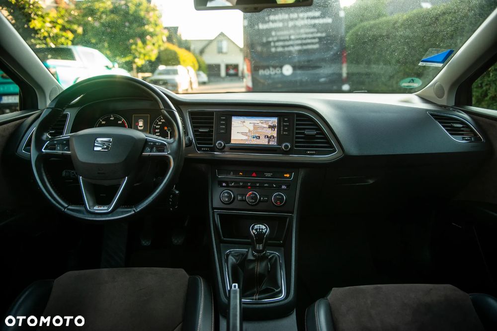 Seat Leon Sportstourer 2.0 TDI Start&Stop 4Drive X-Perience - 32
