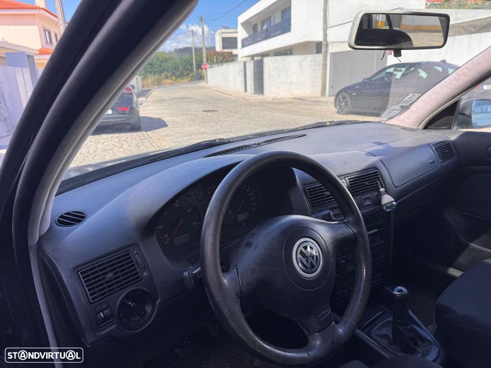 VW Golf 1.9 TDi Highline - 8