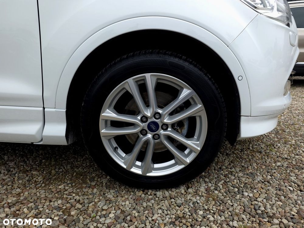 Ford Kuga 2.0 TDCi 4WD Titanium - 29