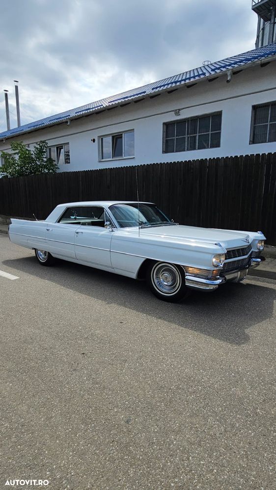 Cadillac Deville - 10