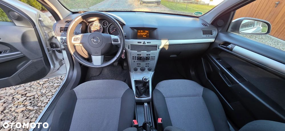 Opel Astra 1.4 - 7
