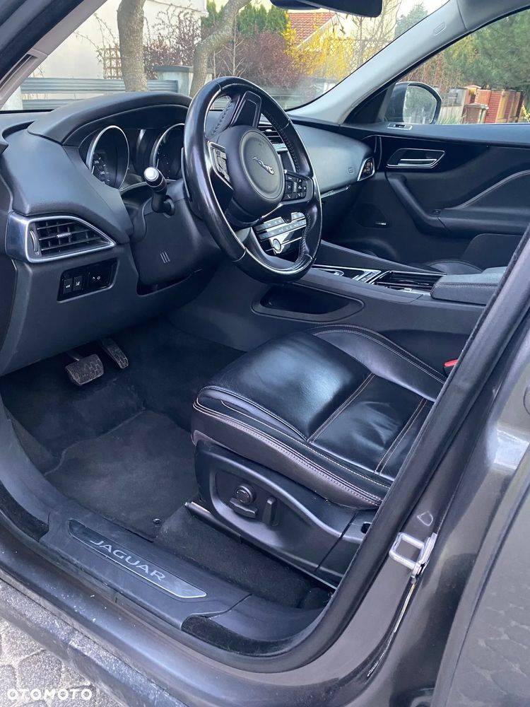 Jaguar F-Pace 2.0 i4D AWD Prestige - 10