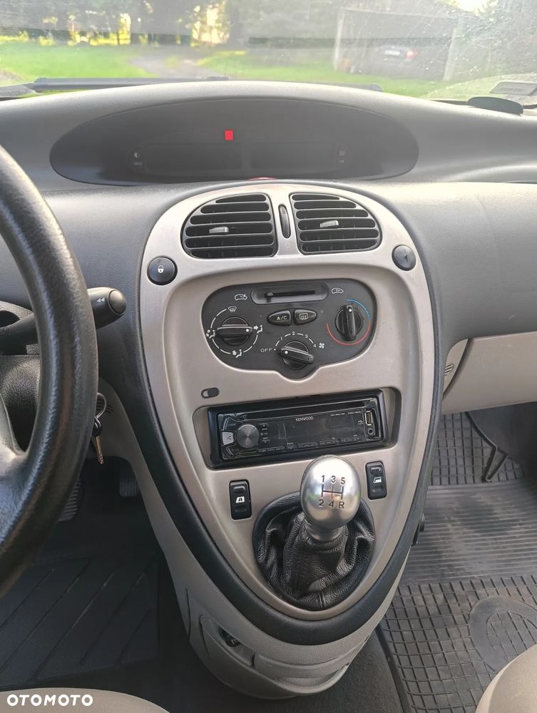 Citroën Xsara Picasso 1.6 16V Impress - 3