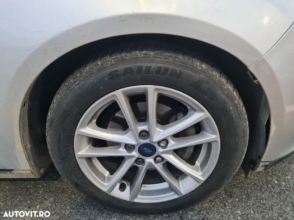 Ford Focus 1.5 EcoBlue Start-Stopp-System Aut. ST-LINE X - 5