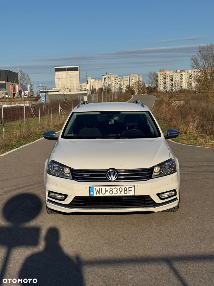 Volkswagen Passat 2.0 TDI Highline R-Style DSG - 2