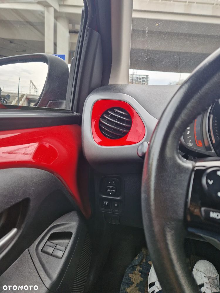 Toyota Aygo 1.0 VVT-i Color Edition - 11