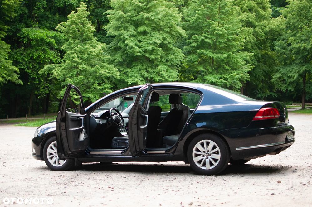 Volkswagen Passat 1.8 TSI Comfortline - 23