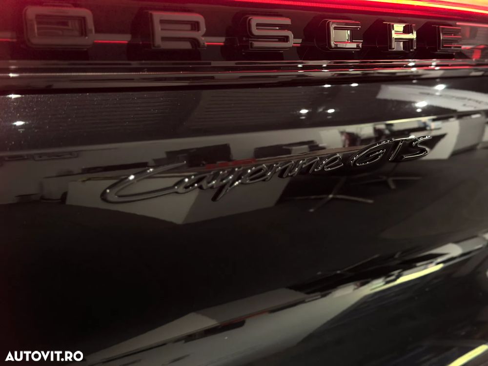 Porsche Cayenne - 7