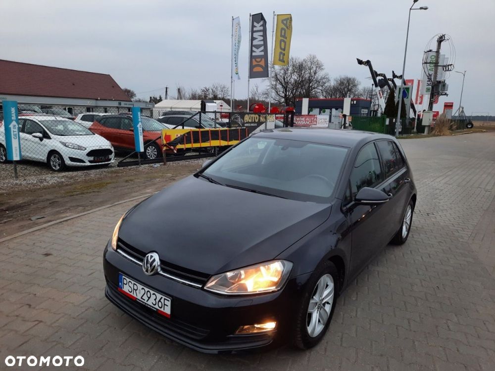 Volkswagen Golf - 2