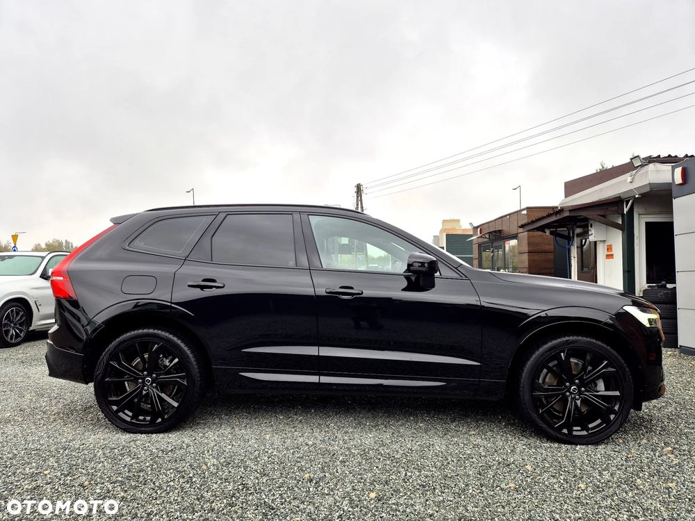 Volvo XC 60 T6 Plug-In Hybrid AWD Plus Black Edition - 37