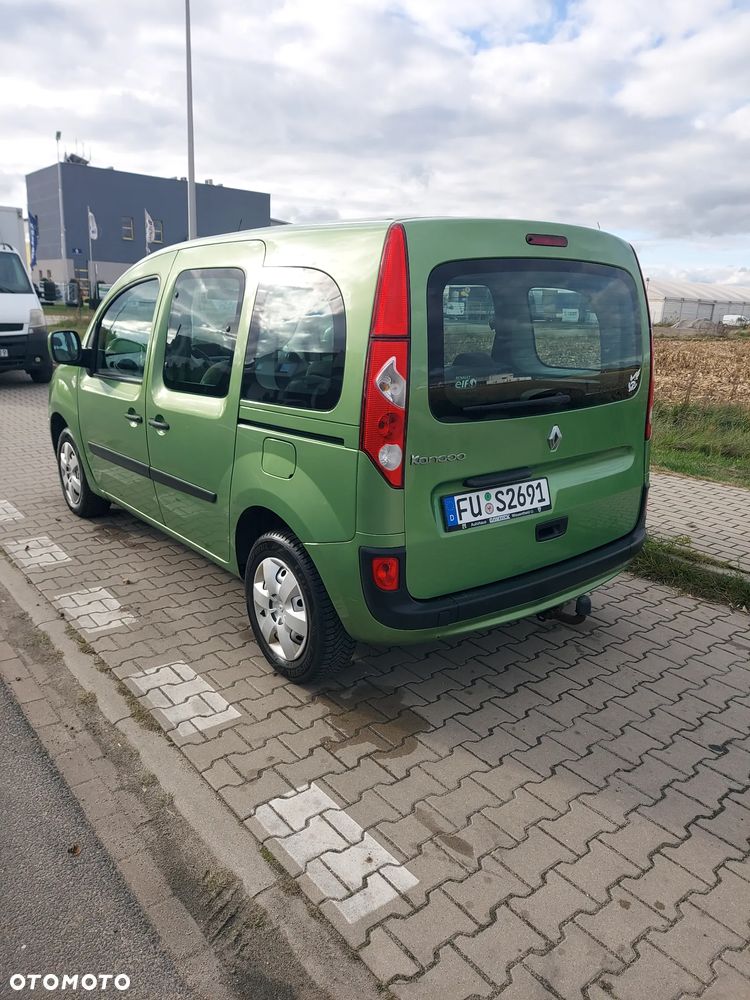 Renault Kangoo 1.6 8V Happy Family - 4