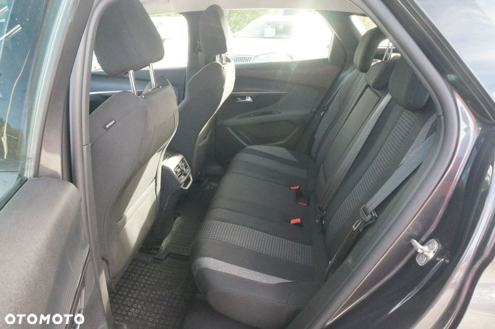 Peugeot 3008 1.2 PureTech Active Pack S&S - 25