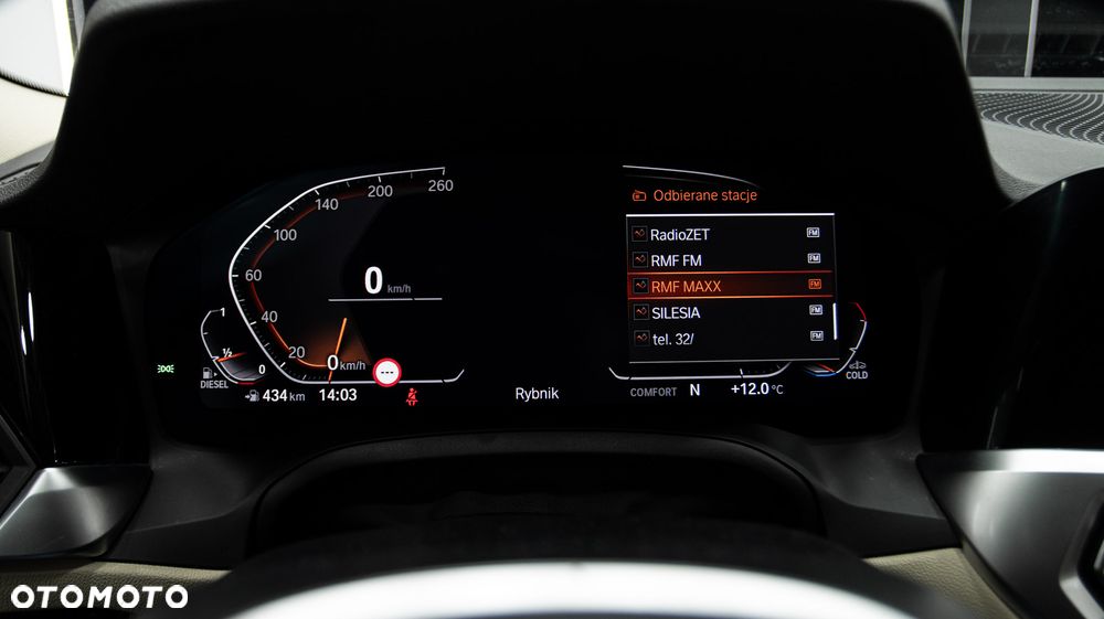 BMW Seria 3 320d M Sport - 24