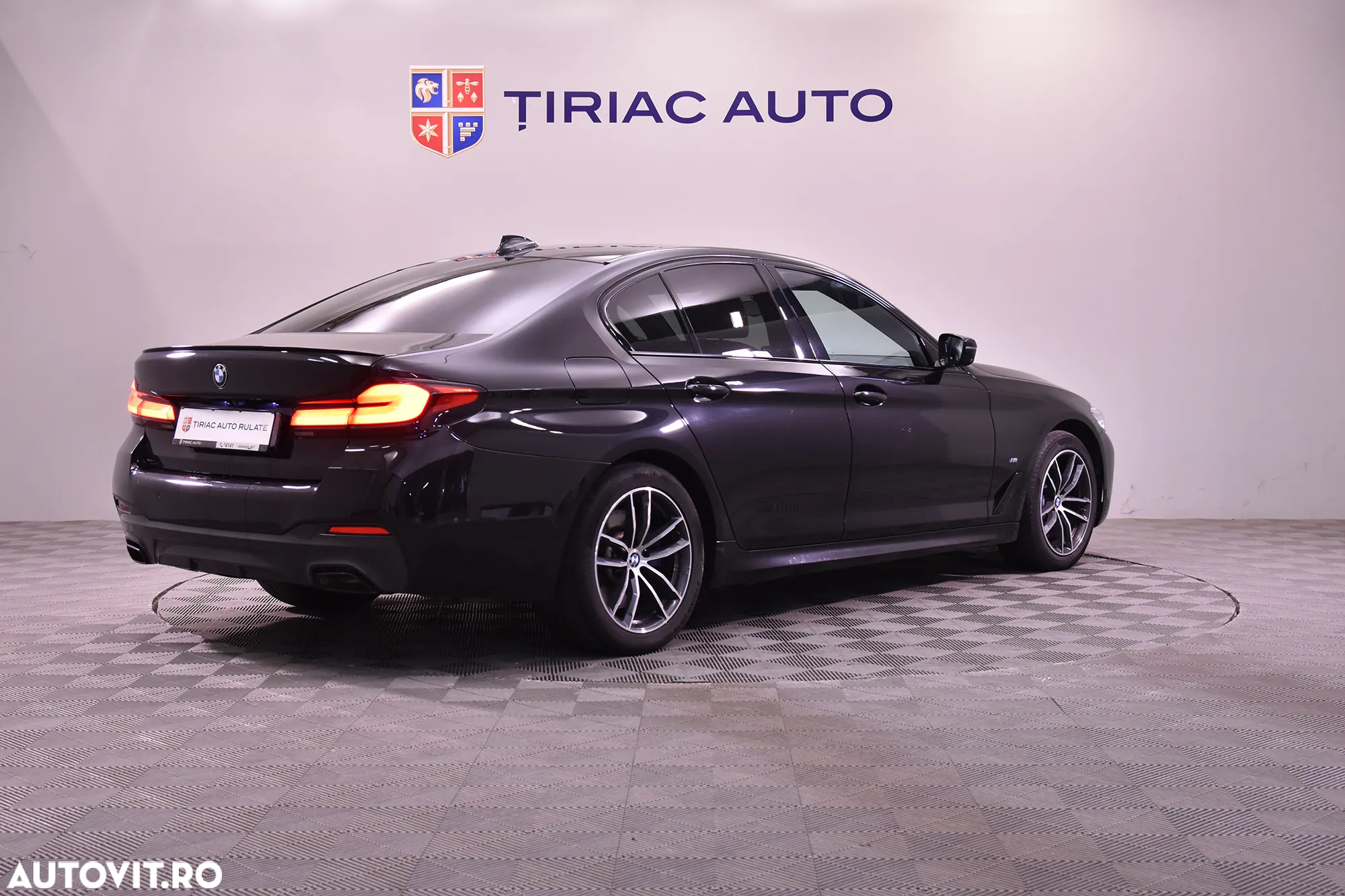 BMW Seria 5 530e xDrive AT PHEV - 5