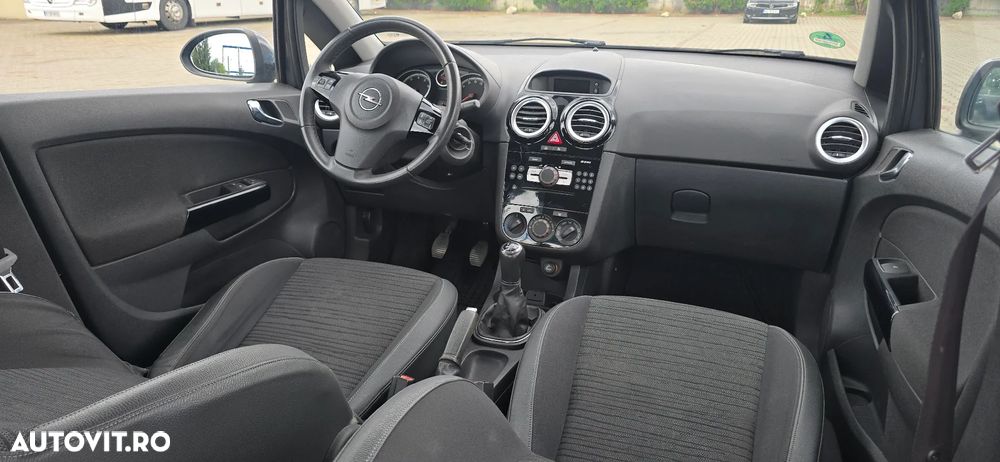 Opel Corsa 1.2 16V - 13