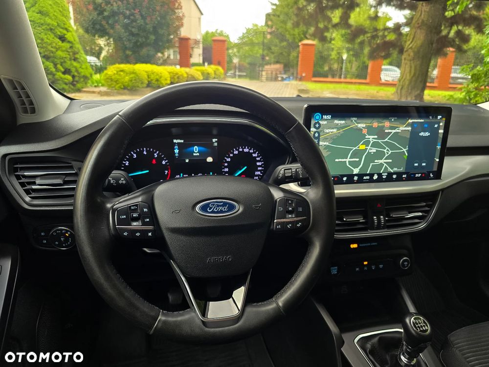 Ford Focus 1.0 EcoBoost mHEV Titanium X - 16