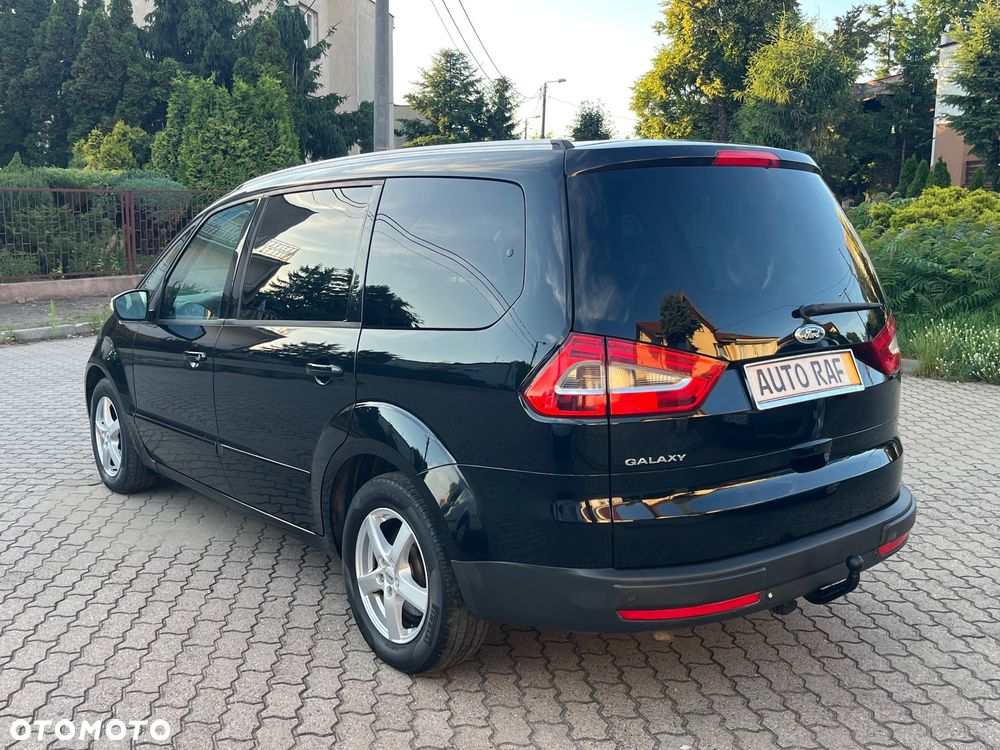 Ford Galaxy 2.0 TDCi Ambiente - 13