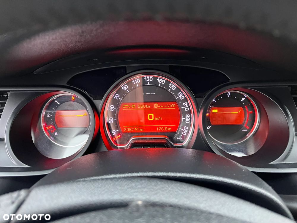 Citroën C5 2.0 HDi Exclusive - 16