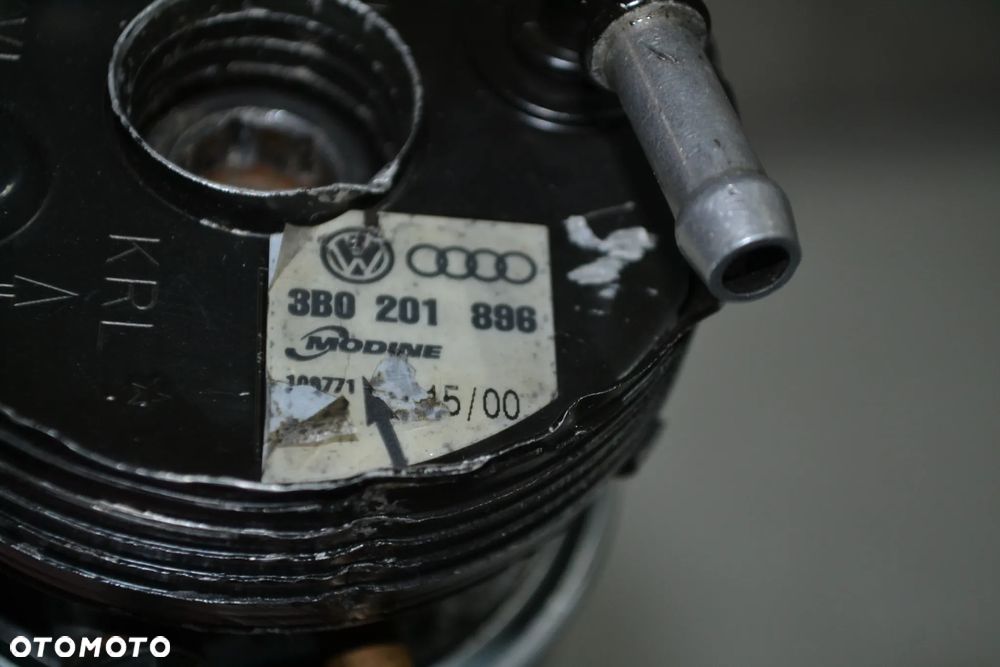 VW PASSAT B5 AUDI A4 B5 1,9 TDI PODGRZEWACZ PALIWA 3B0201896 - 3