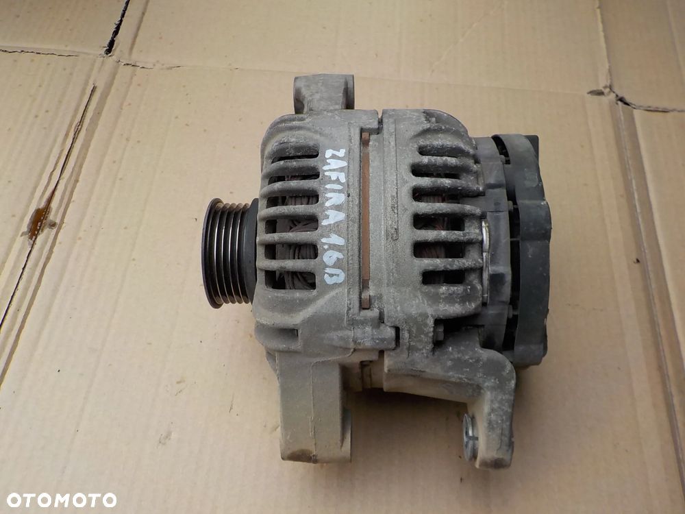 alternator opel zafira b 1,6 16v 55556071 - 1