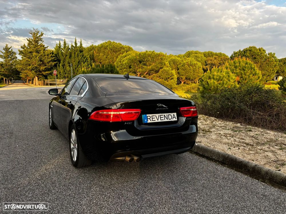 Jaguar XE - 31