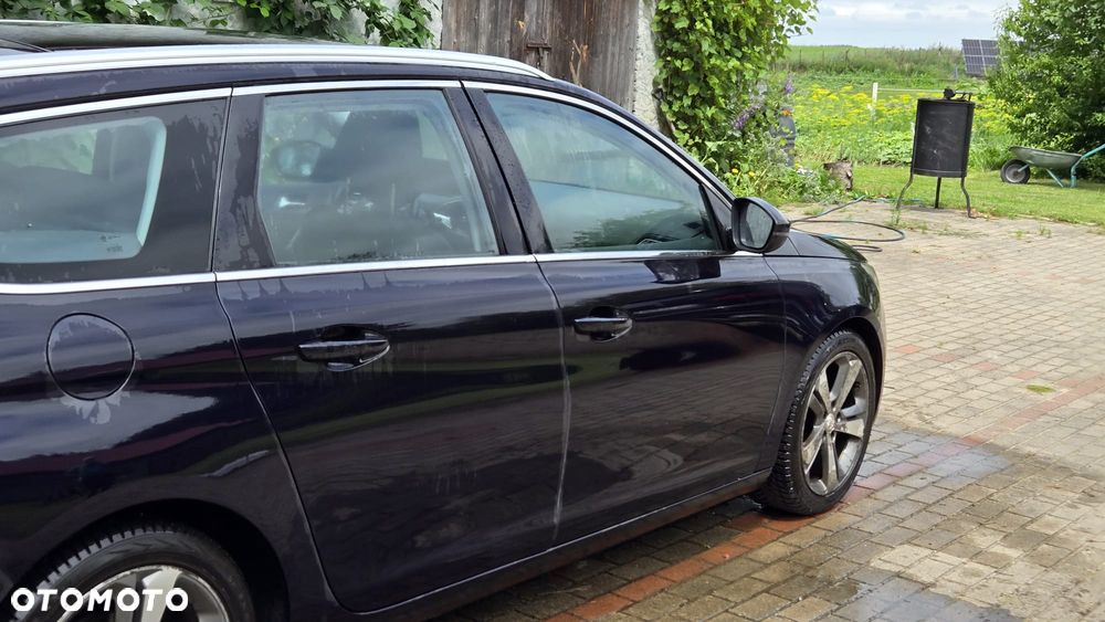 Peugeot 308 1.6 BlueHDi Allure S&S EAT6 - 9