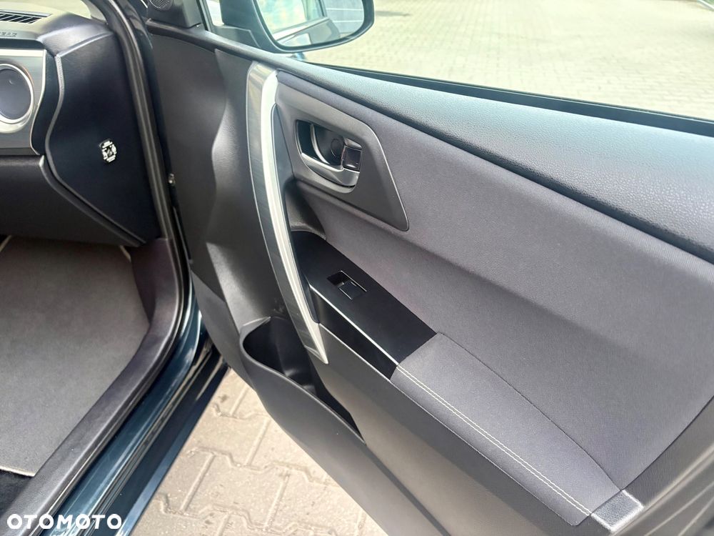 Toyota Auris 1.6 Valvematic Life Plus - 30